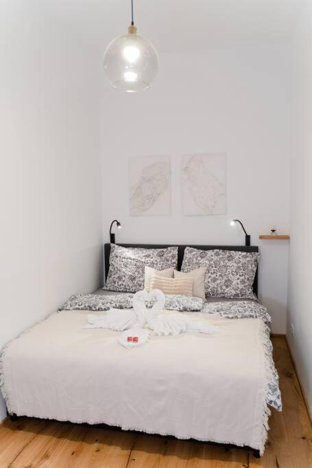Zentrale & Ruhige 2 Zimmer - 42M² Apartment Viena Exterior foto